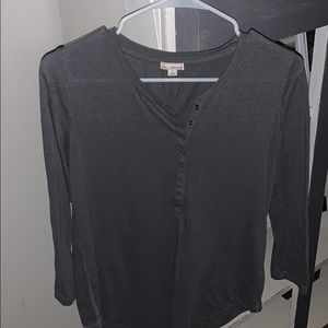 Gray long sleeve top